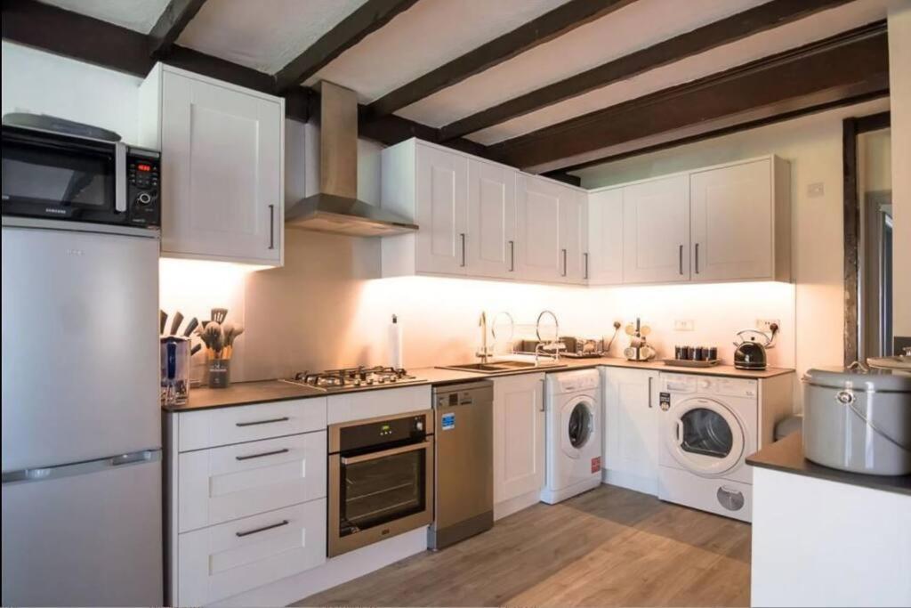 Holiday home A Bright And Spacious Gem *