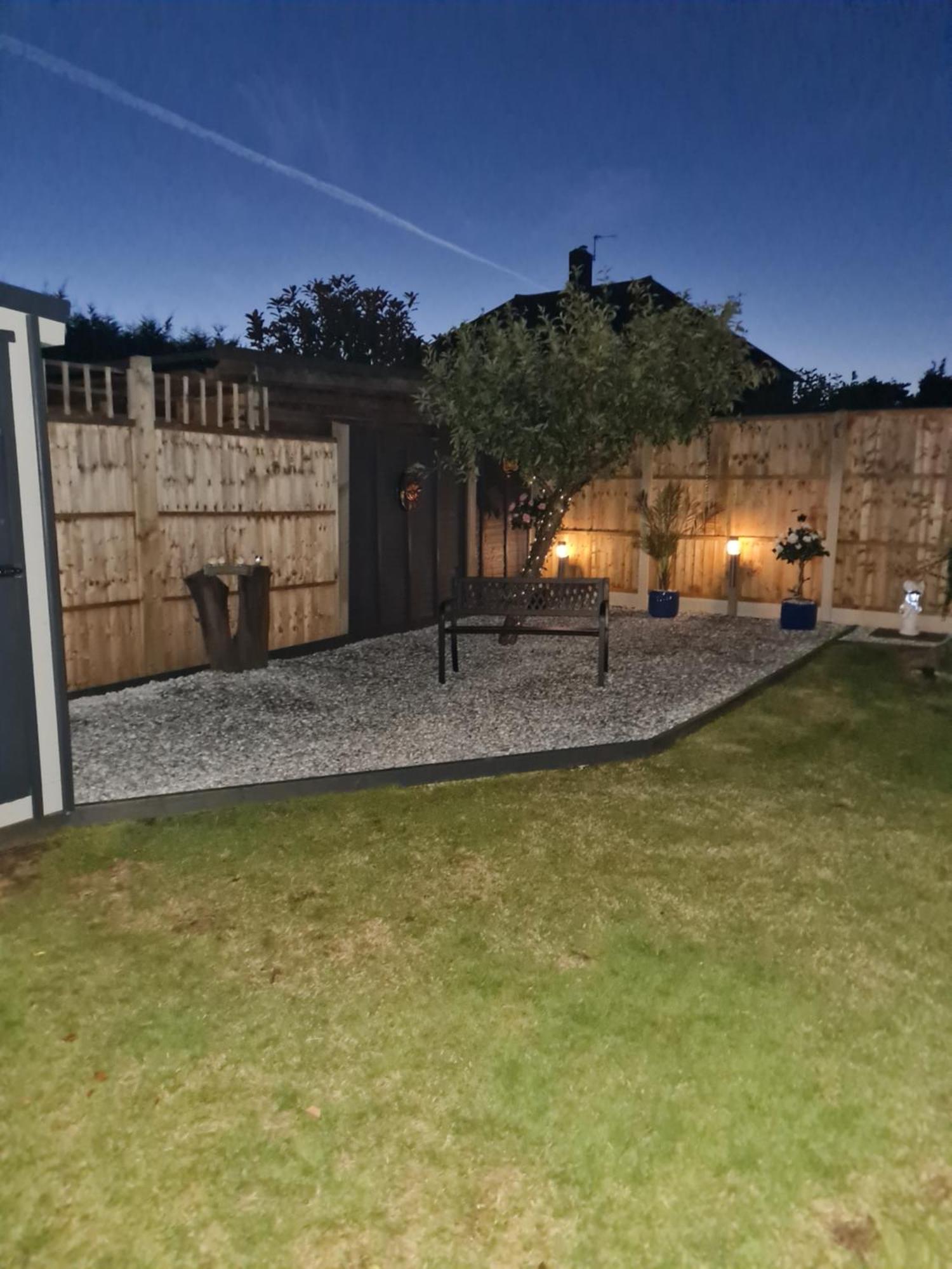 Holiday home A Bright And Spacious Gem Staines-upon-Thames